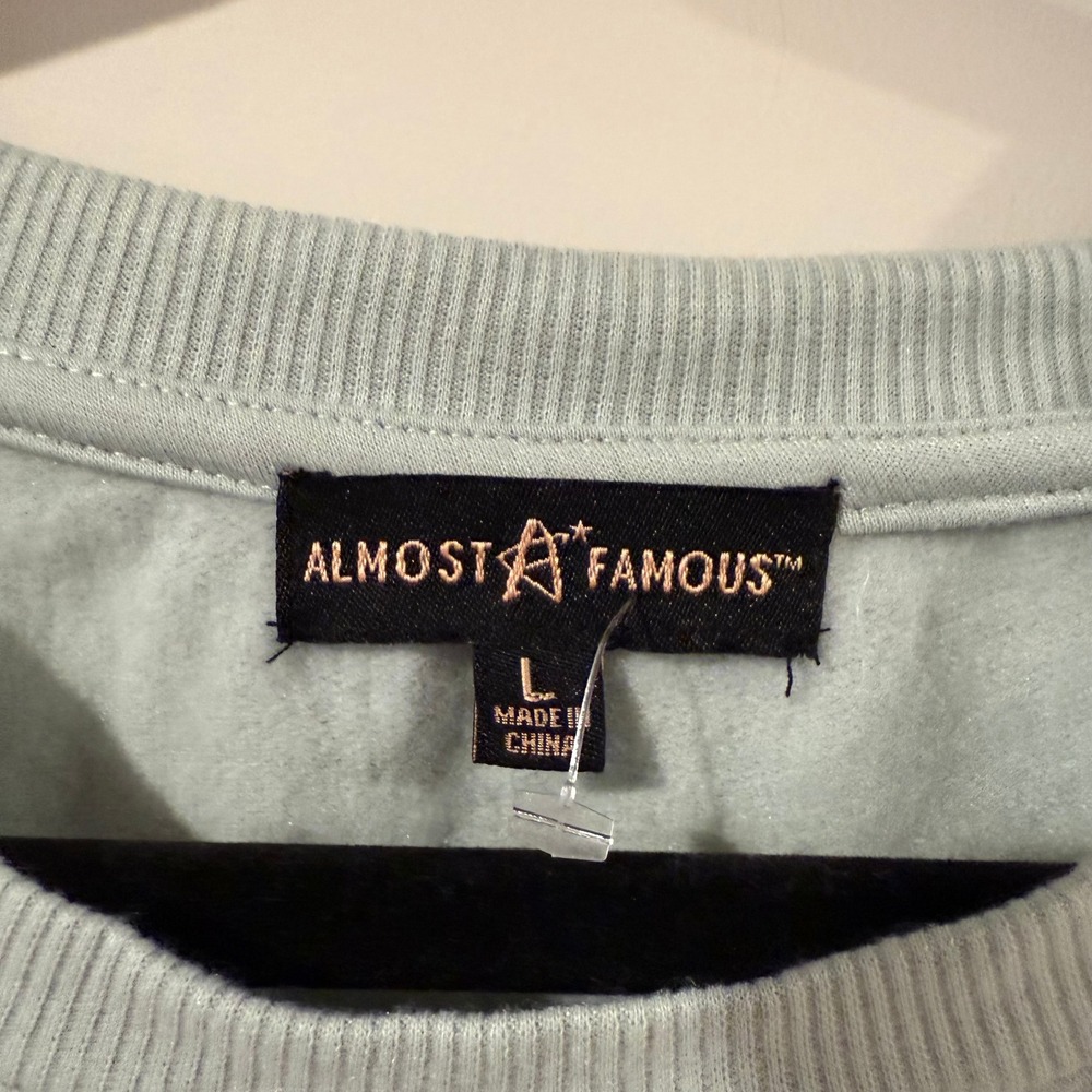 NWT ALMOST FAMOUS Light Blue‎ Ruffle Sleeve Crewneck Pullover Sweatshirt Size L - Picture 5 of 7